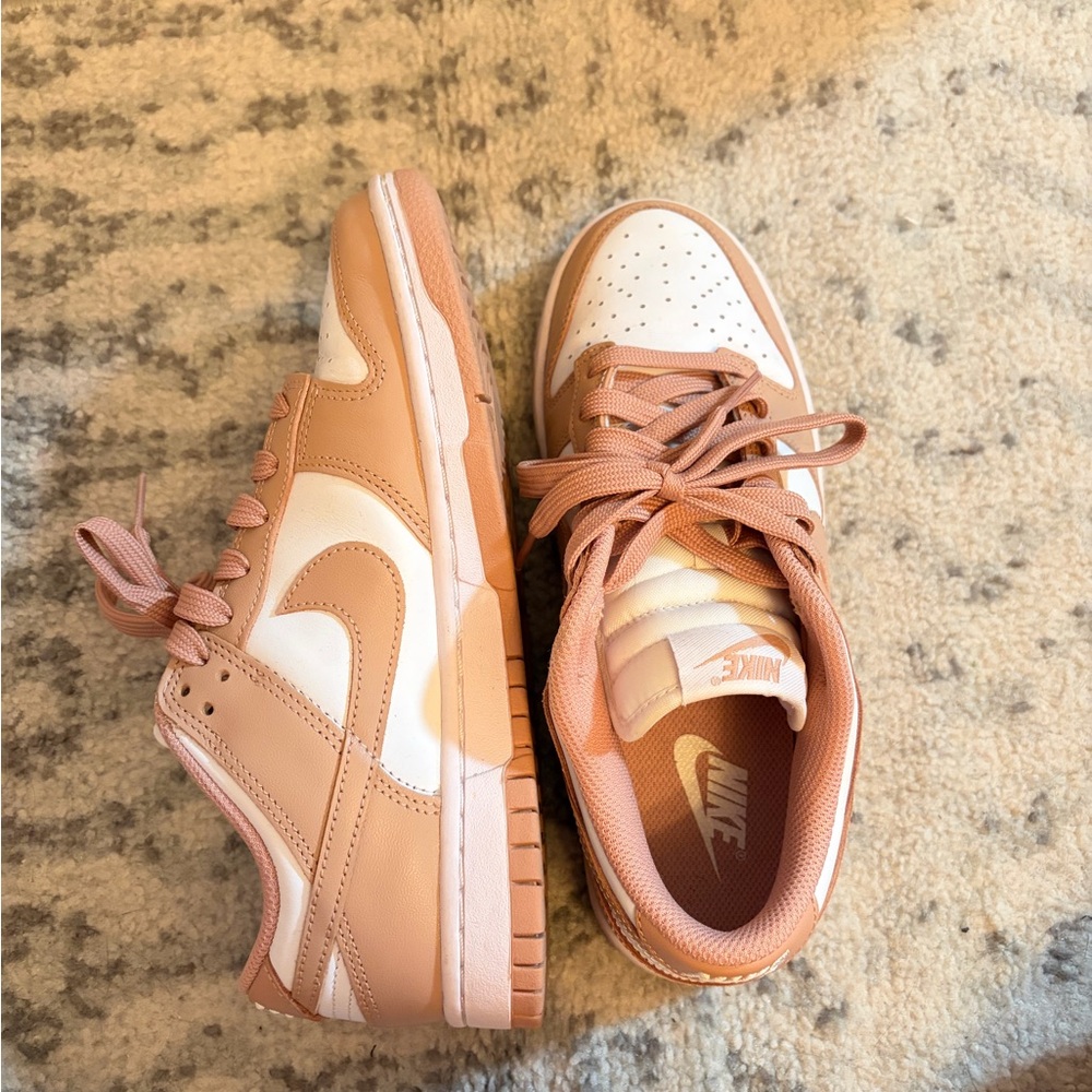 Nike Low Top Sneakers in Peach & White